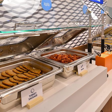 Holiday Inn Express Hotel & Suites Clearfield By Ihg Bagian luar foto