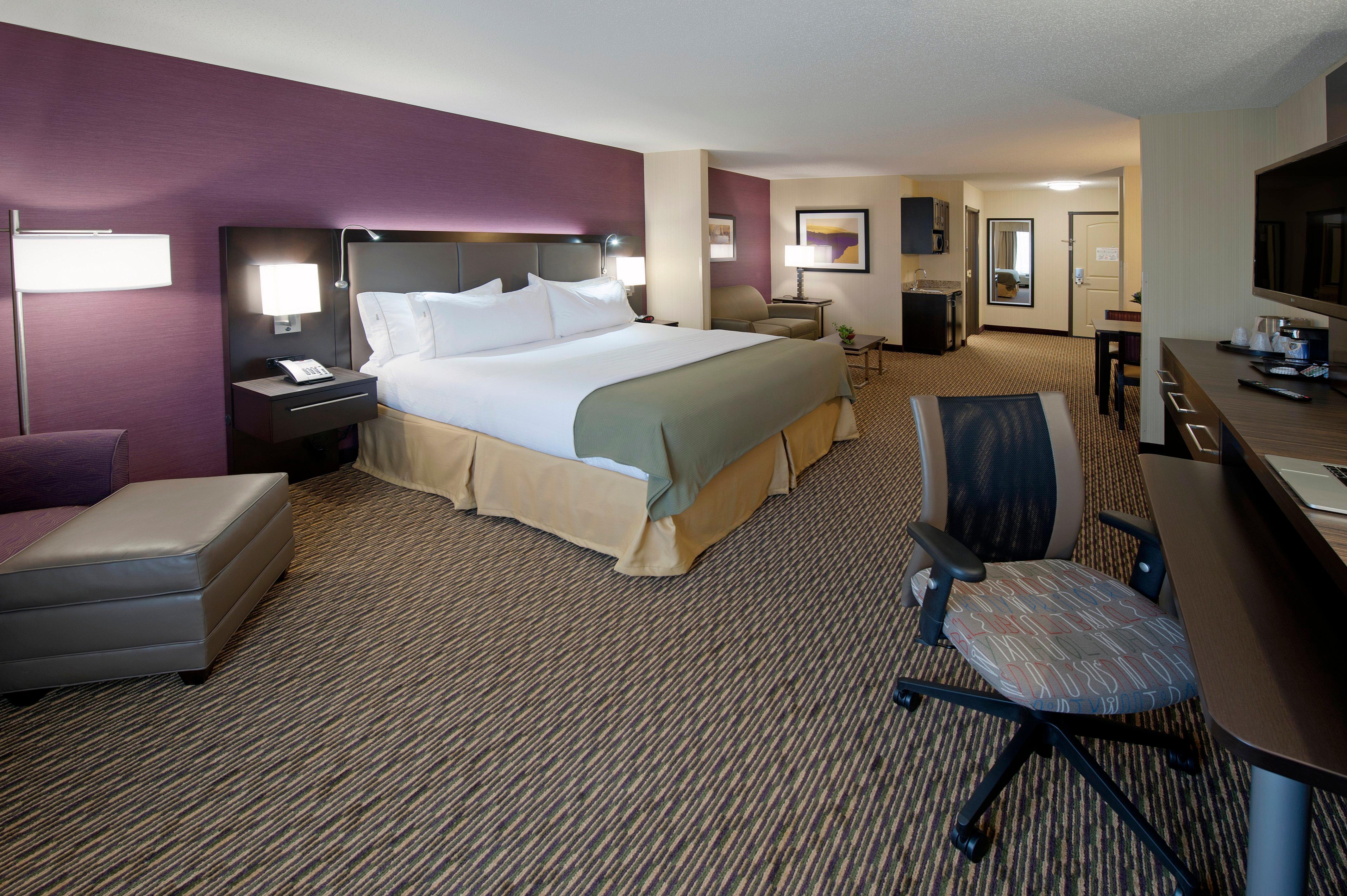 Holiday Inn Express Hotel & Suites Clearfield By Ihg Bagian luar foto