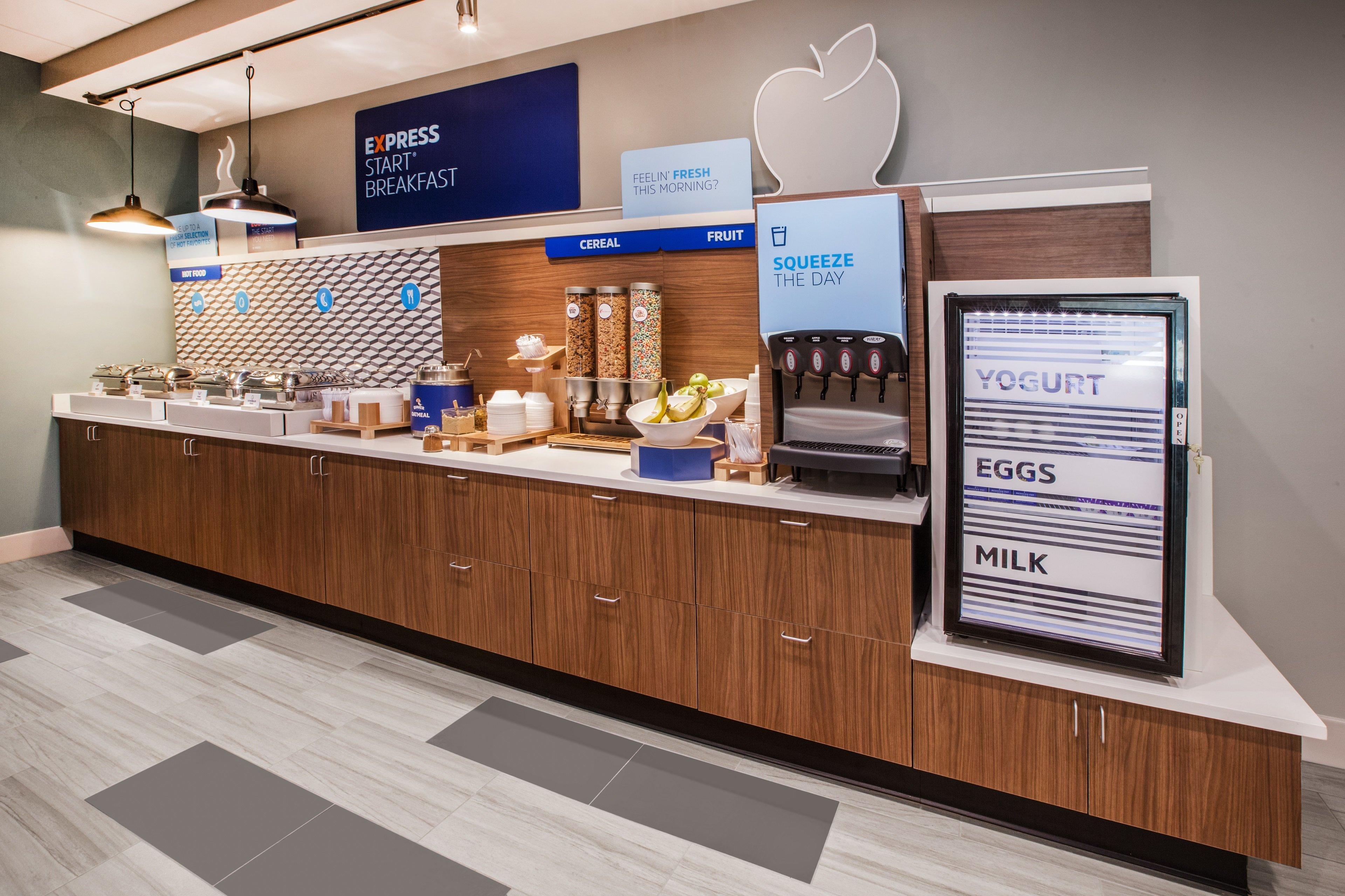 Holiday Inn Express Hotel & Suites Clearfield By Ihg Bagian luar foto