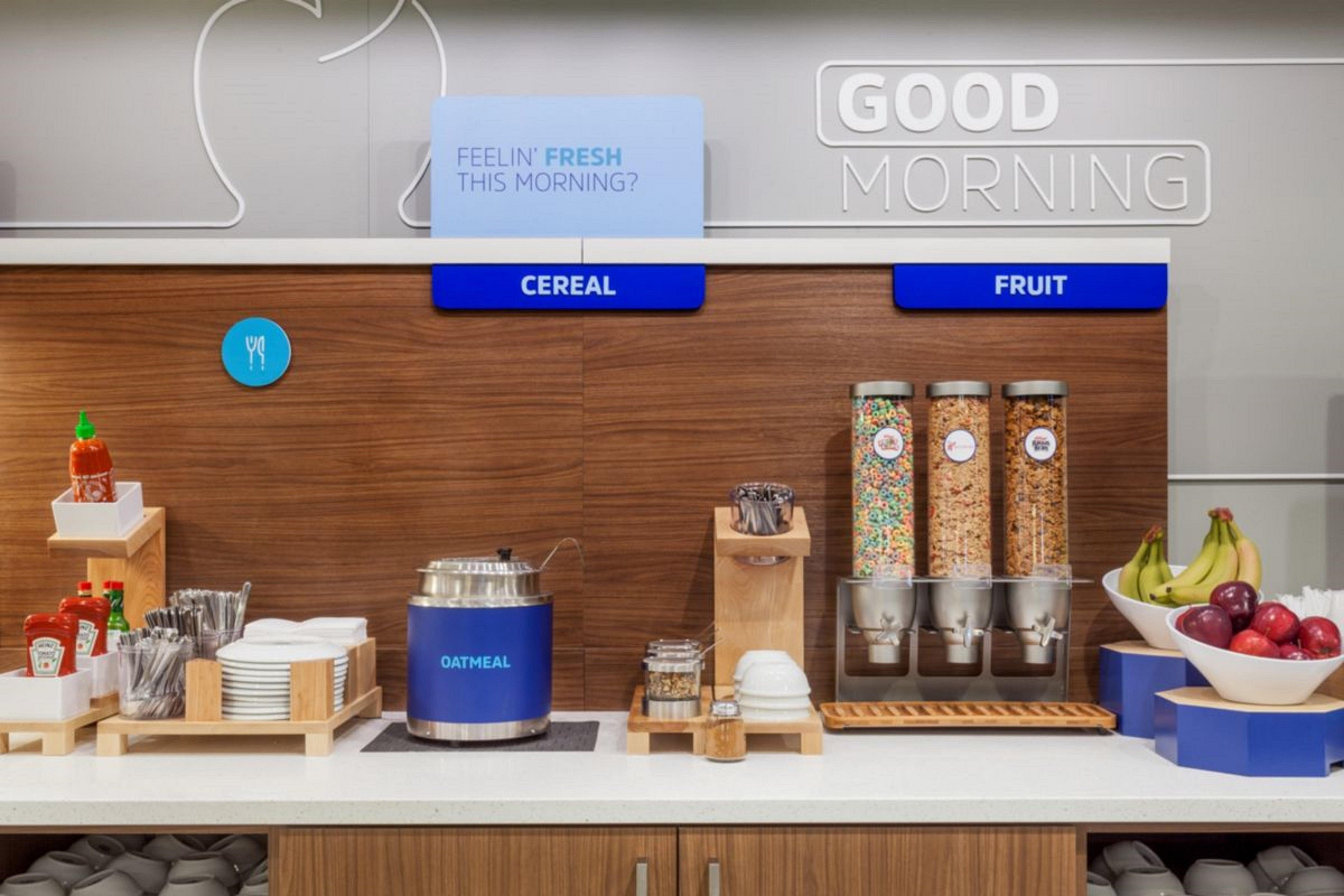 Holiday Inn Express Hotel & Suites Clearfield By Ihg Bagian luar foto