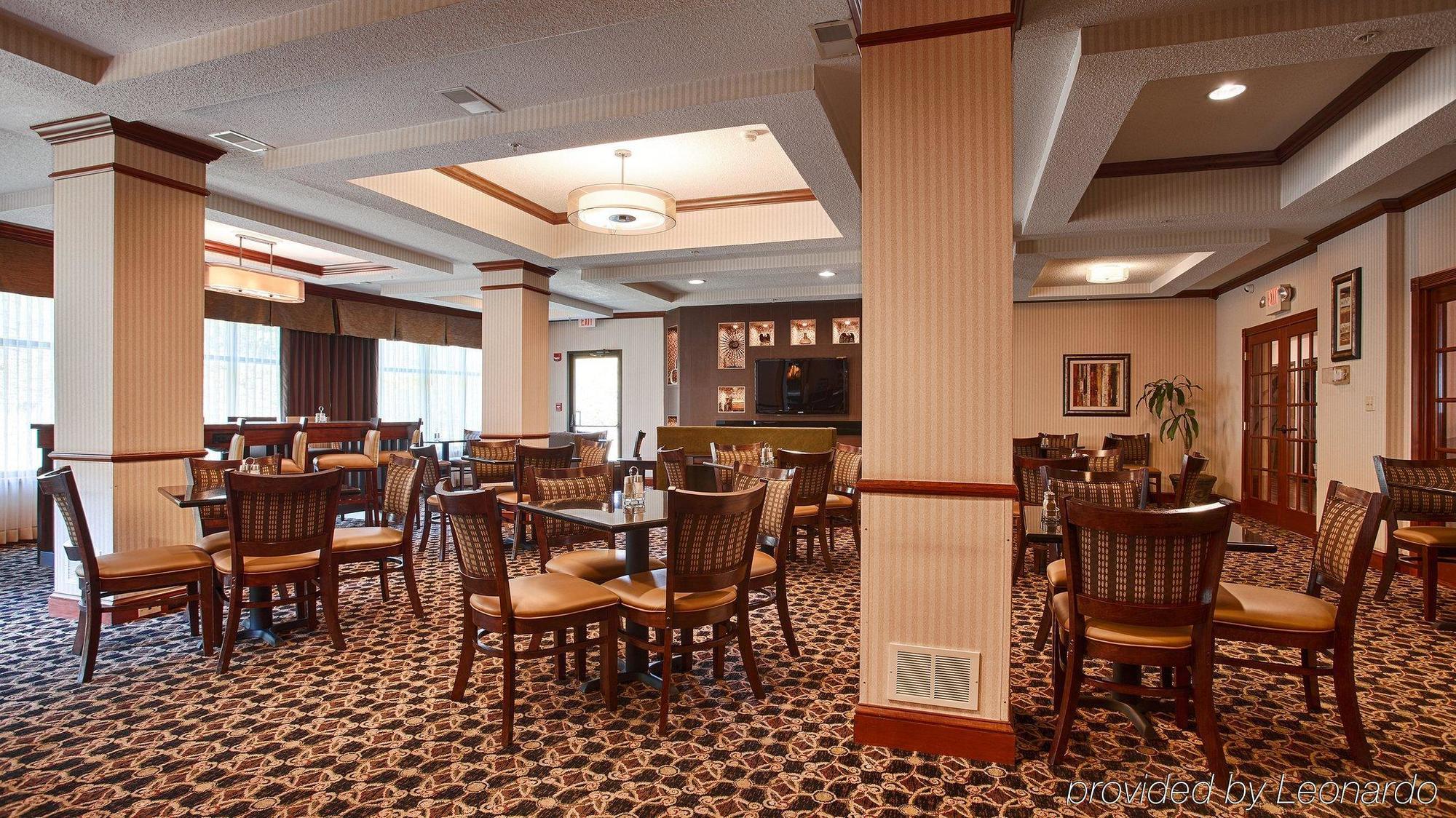 Holiday Inn Express Hotel & Suites Clearfield By Ihg Bagian luar foto